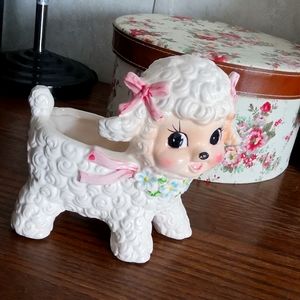 Vintage Lamb Nursery Planter